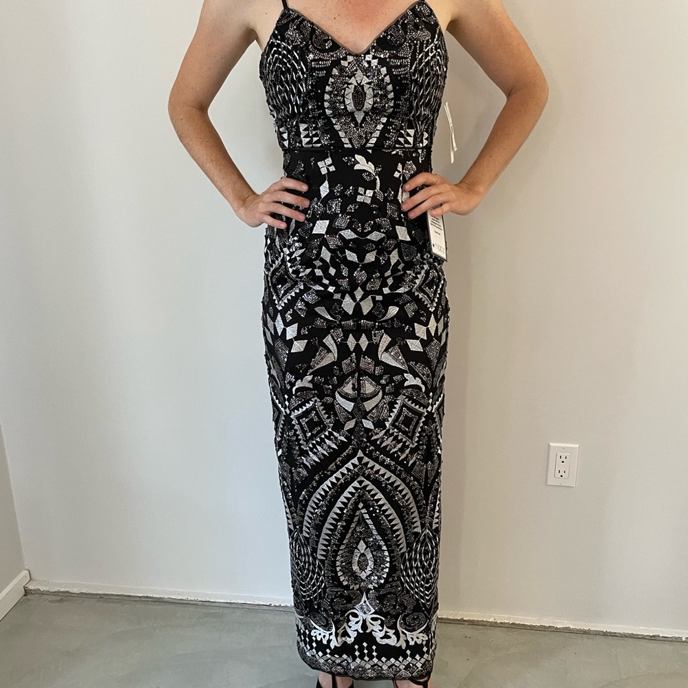 NWT Aidan Matoxx Embroidered Sequin Black and Silver Dress Size 0